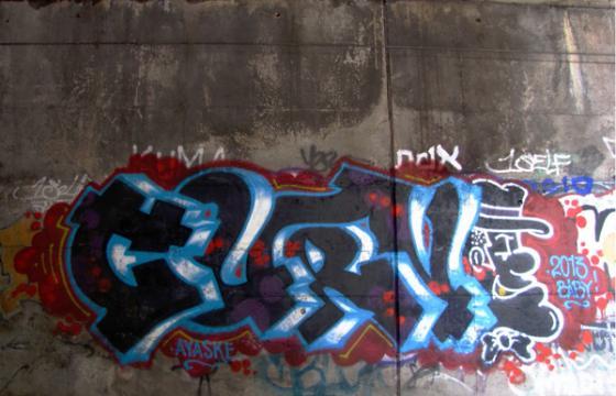Curve in the tunnels x 3