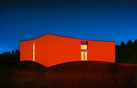 The Reflective Building