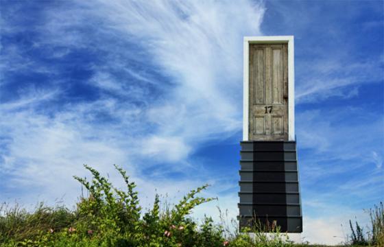 Doors to Nowhere by Nicole Evans and Pat Farrell