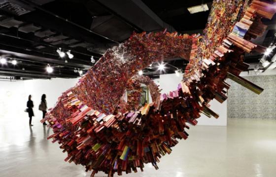 Newspaper and Magazine Sculptures by Yun-Woo Choi