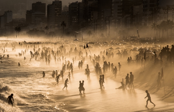 Sandra Cattaneo Adorno's Photographs of Ipanema are Bathed in Golden Light