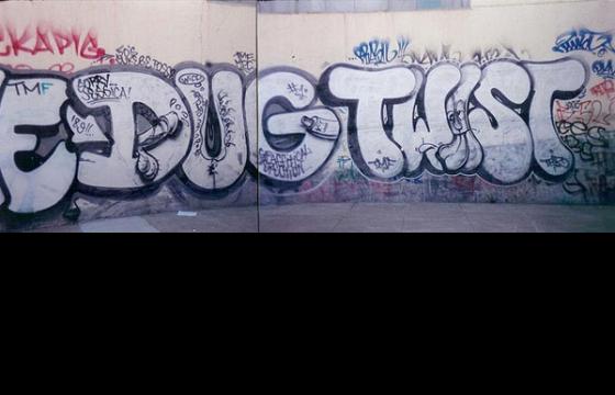 Vintage Twist & Dug