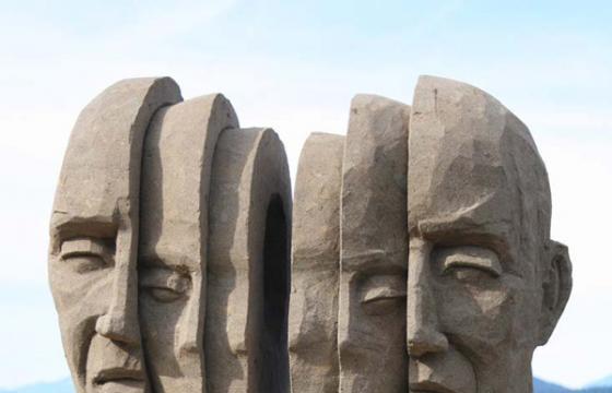 Sand Sculptures by Carl Jara