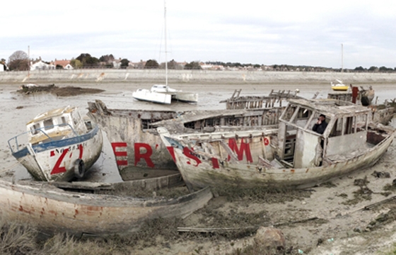 Zoer's abandoned boats