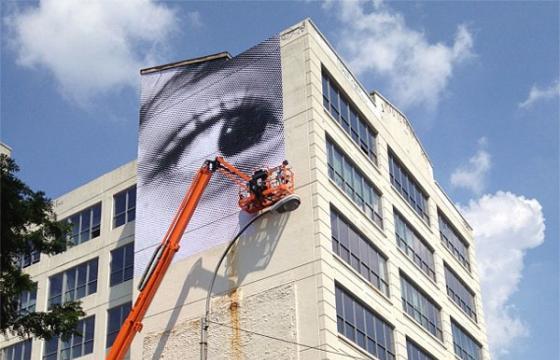 JR Begins New Wall in Brooklyn