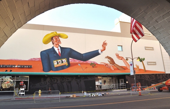 AEC of Interesni Kazki paints new mural in Las Vegas