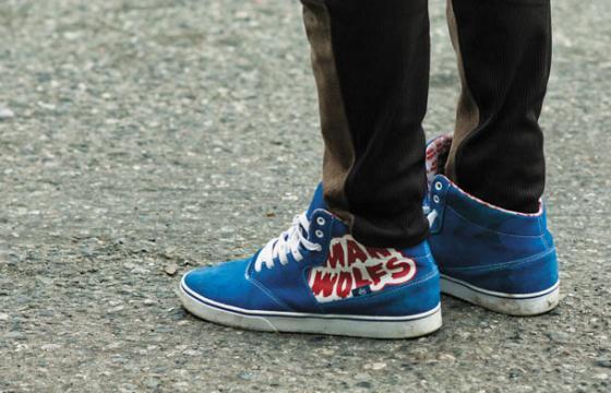 éS' New Manwolfs Shoe by Corey Adams and Alex Craig