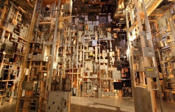 Walk-In Sculpture of Discarded Computer Parts by Marek Tomasik