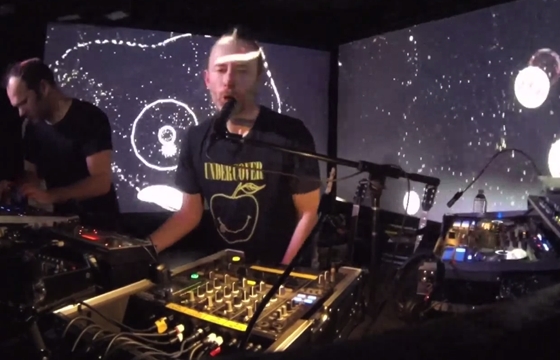 Live Visuals for Atoms For Peace by Tarik Barri