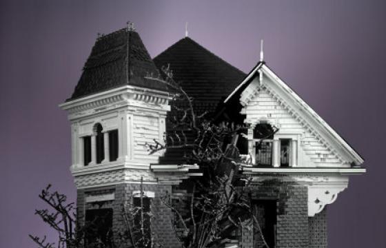 The 60K-Piece Victorian House Made of LEGOS