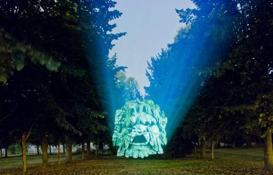 Gargoyle Projections by Clément Briend