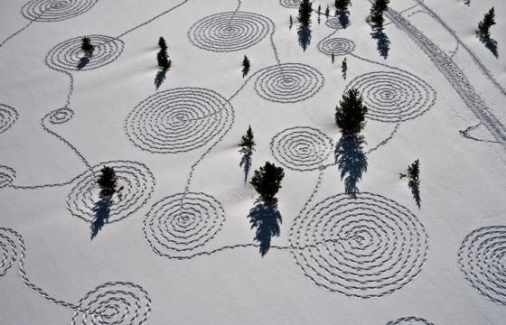 Snow Drawings by Sonja Hinrichsen