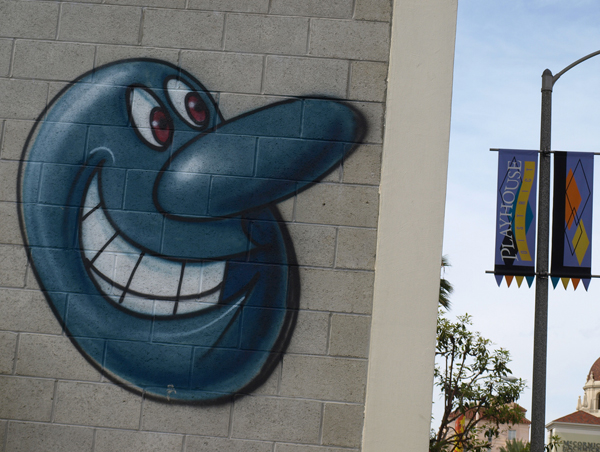 Kenny Scharf arrested, googled, and asked for autograph article image 3