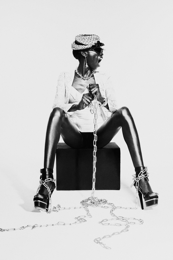 Carousel Image number 3