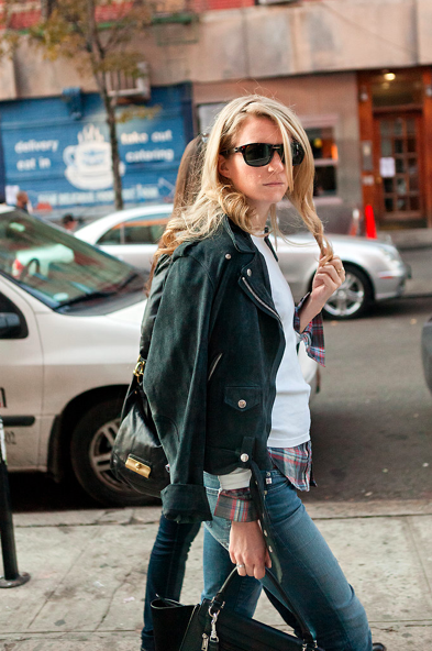 Carousel Image number 4