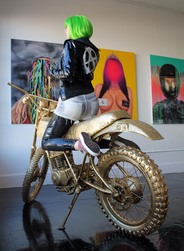 Carousel Image number 4