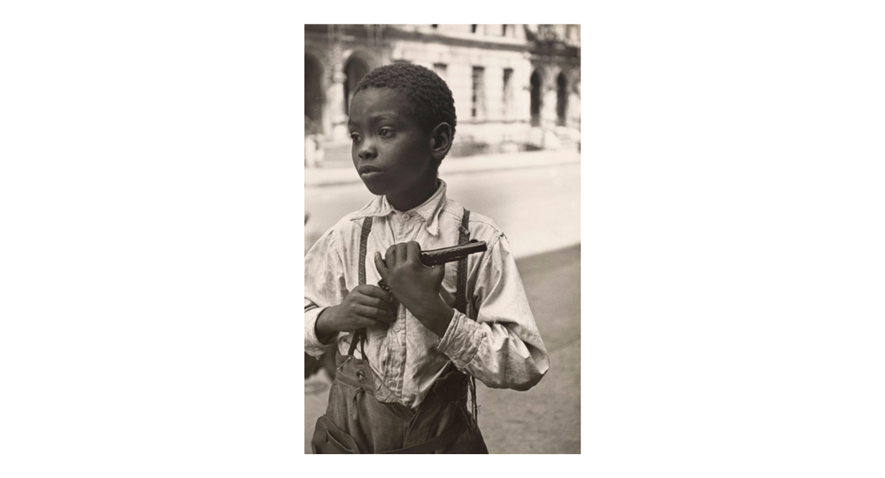 Helen Levitt, New York, ca. 1939, printed later