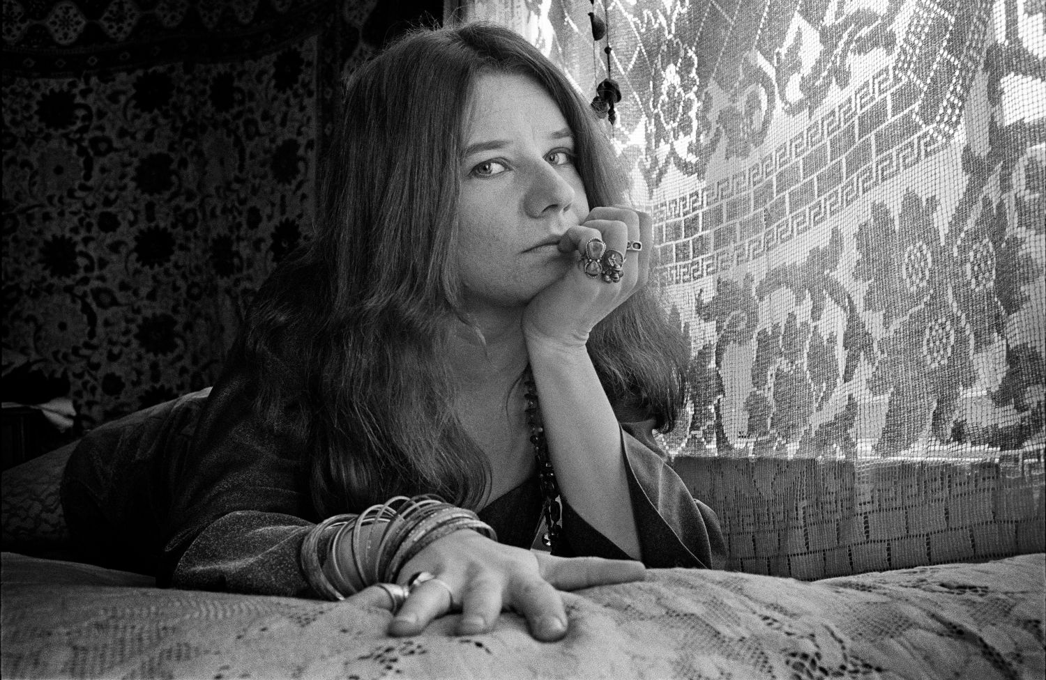 Janis Joplin in her apartment