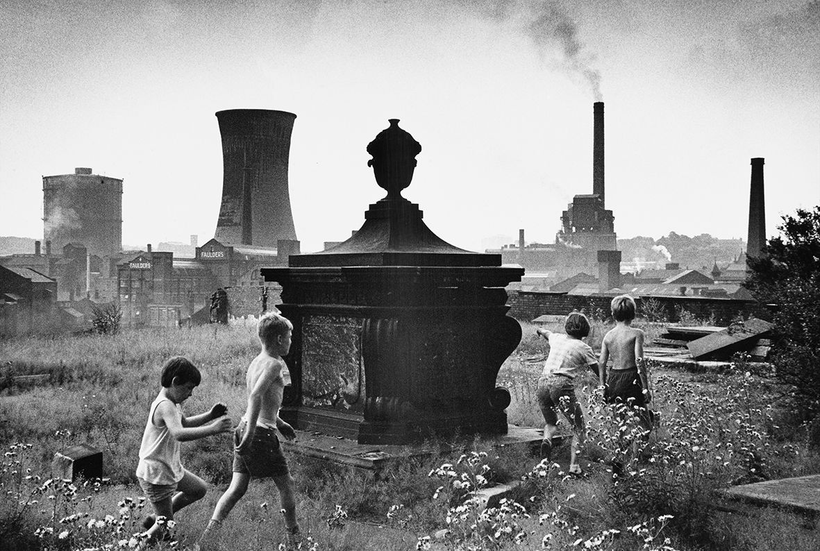 ‘Stockport, England, 1967’ from ‘Shirley Baker’ (MACK, 2019)