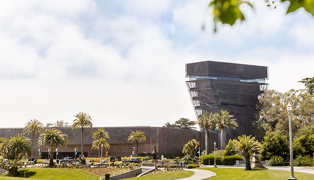 de Young during day in Golden Gate Park