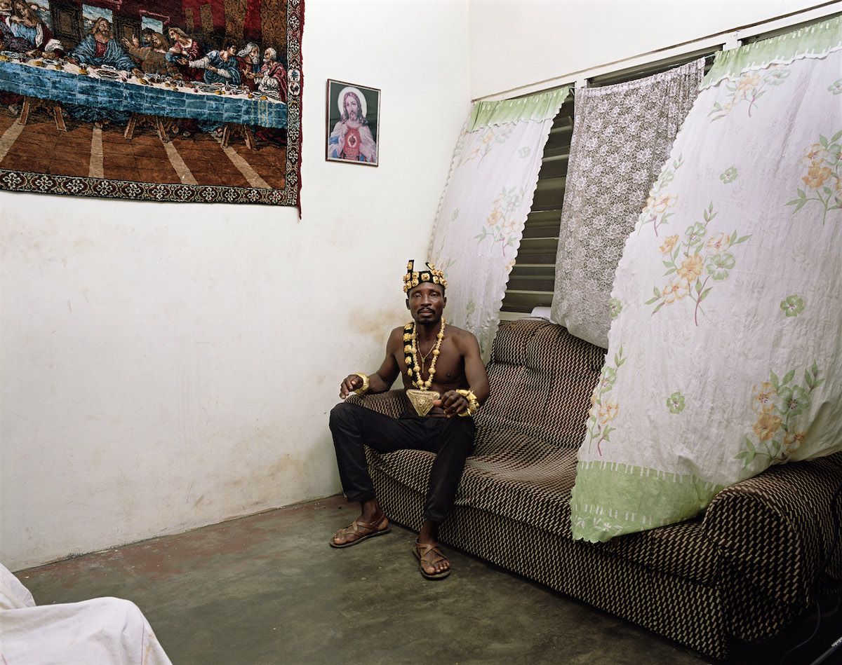 © Deana Lawson, Chief, 2019. Courtesy of the artist and Sikkema Jenkins & Co., New York