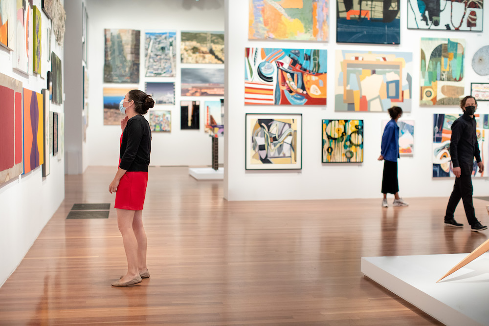 Installation Photography of “The de Young Open” at the de Young Museum. September 2020, Photo by Gary Sexton, Image provided courtesy of the Fine Arts Museums of San Francisco