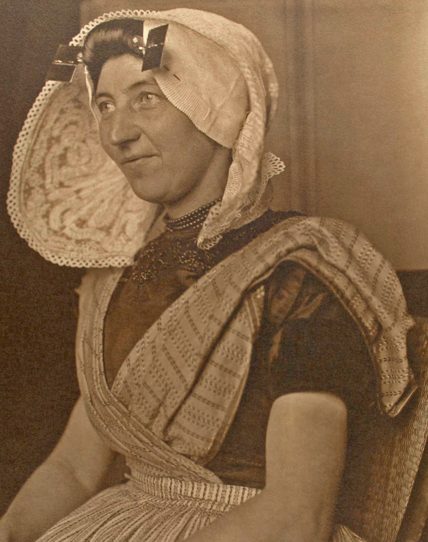 Protestant woman from Zuid-Beveland, province of Zeeland, The Netherlands