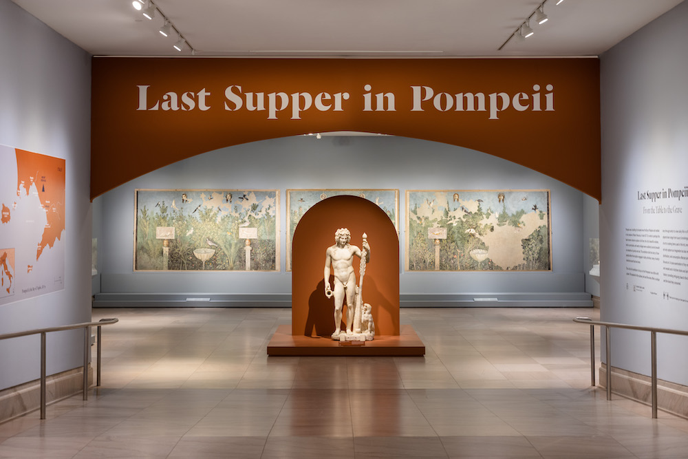 "Last Supper in Pompeii: From the Table to the Grave" installation at the Legion of Honor museum in San Francisco  Photography by Gary Sexton. Image courtesy of the Fine Arts Museums of San Francisco