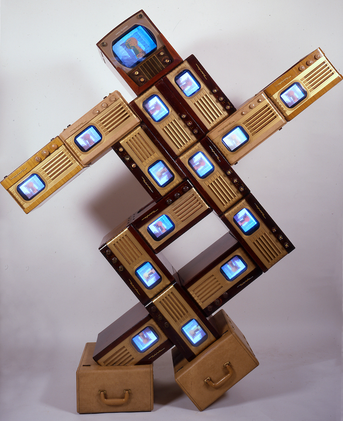 Merce/Digital,1988;collectionRoselyneChromanSwig,SanFrancisco;©EstateofNam June Paik