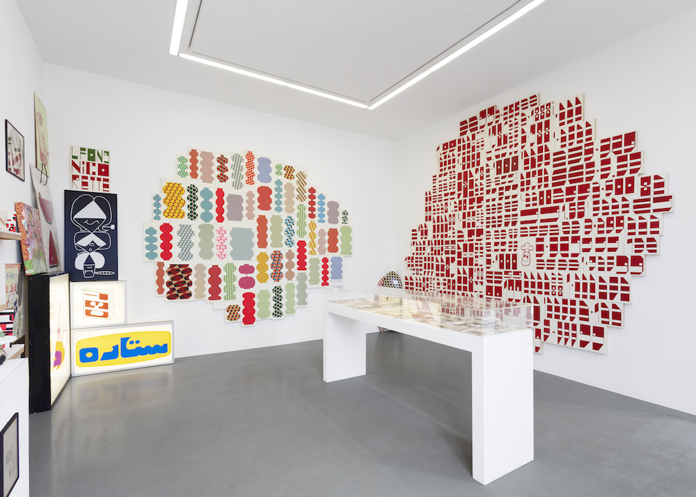 View of Barry McGee’s exhibition ‘Fuzz Gathering’at Perrotin Paris, 2021. Photo: Claire Dorn. © Barry McGee: Courtesy of the artist, Perrotin, and Ratio 3, San Francisco.