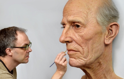 The Hyper Realistic Sculpture Of Jamie Salmon And Jackie K. Seo