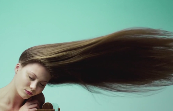 Looping Video Portraits by Jean-Yves Lemoigne