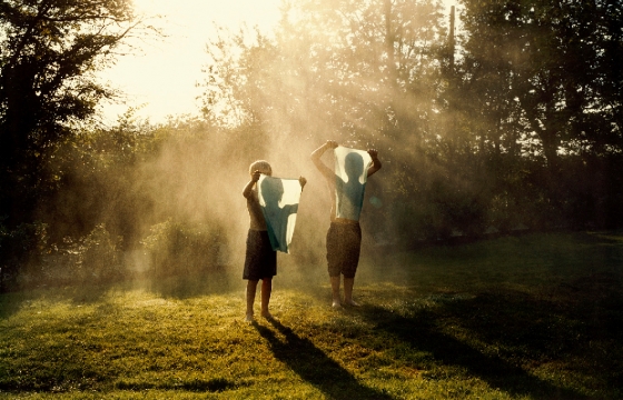 Juxtapoz Magazine – Emma Hardy’s Tender Document of Motherhood and Childhood