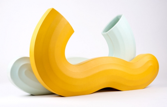 "We all make the big flowers grow": Josh Sperling Teams Up with Case Studyo on New Vase
