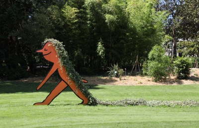 Filili Viridi: Jean Jullien's Playful Sculptural Works Installed in Jardin des Plantes, Nantes, France image