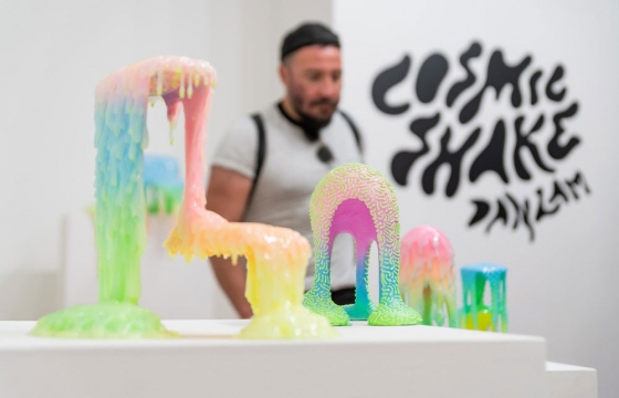 Dan Lam and the Cosmic Shake