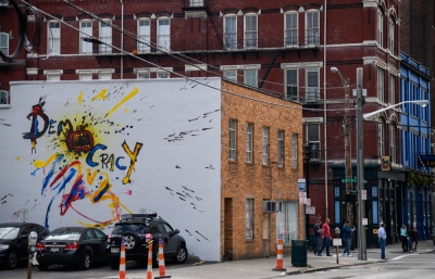ArtWorks Cincinatti Teams Up With Ralph Steadman for 3 New Murals