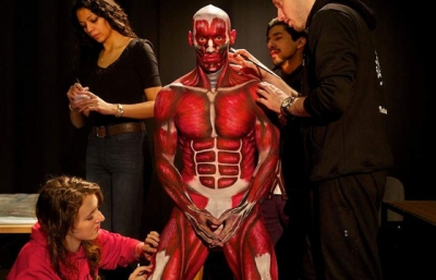 RMIT Students Paint an Anatomical Man