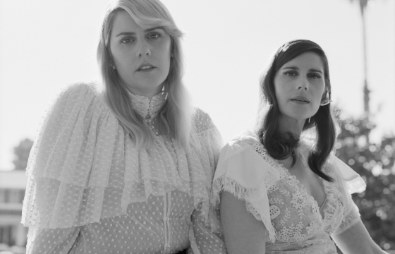 A Magazine  11 ： Curated by Rodarte Focus on Fashion | Kid Reporters' Notebook | Scholastic Inc.