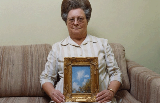 Alec Soth's "Sleeping by the Mississippi"