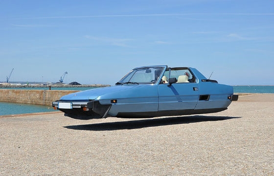 Flying Cars by Sylvain Viau