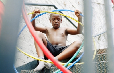 Vasantha Yogananthan’s "Mystery Street" Observes Fleeting Moments of Childhood in New Orleans image