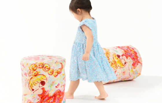 Rokkaku Ayako and AllRightsReserved Collaborate on the "Ceramic Stool"