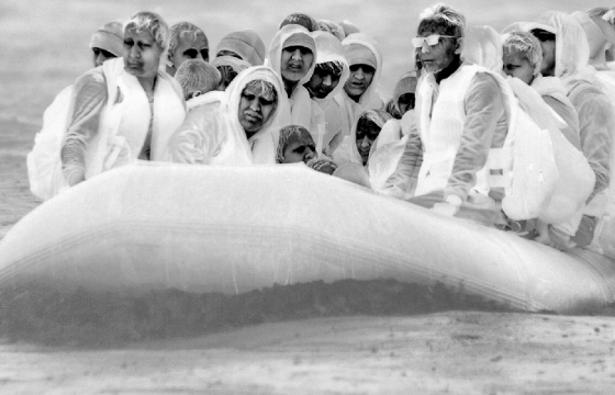 Richard Mosse Uses a Military-Grade Thermal Camera to Photograph Refugees