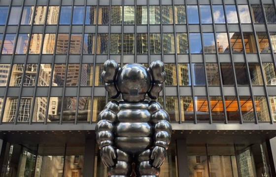 KAWS Unveils New 20-Foot "WHAT PARTY" Sculpture @ the Seagram Building, NYC