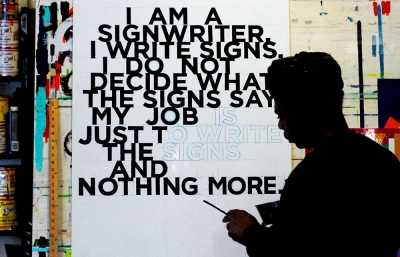 Stephen “ESPO” Powers: Building ICY SIGNS