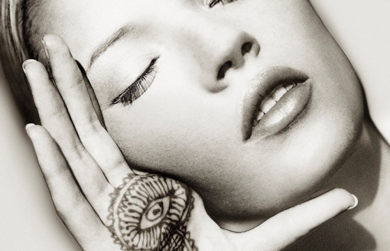 Albert Watson: The Light Behind the Lens @ SCAD FASH Museum of Fashion + Film
